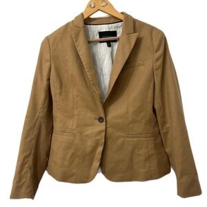Banana Republic Tan blazer with a classic fit and single button closure S 6P